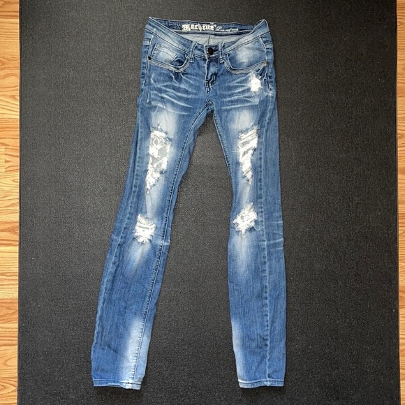 Machine Jeans Low-Rise Classic Distressed Jeans - Picture 5 of 11